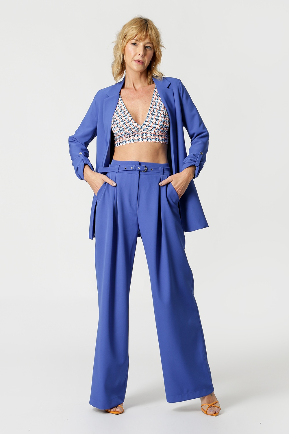 AZUL KLEIN