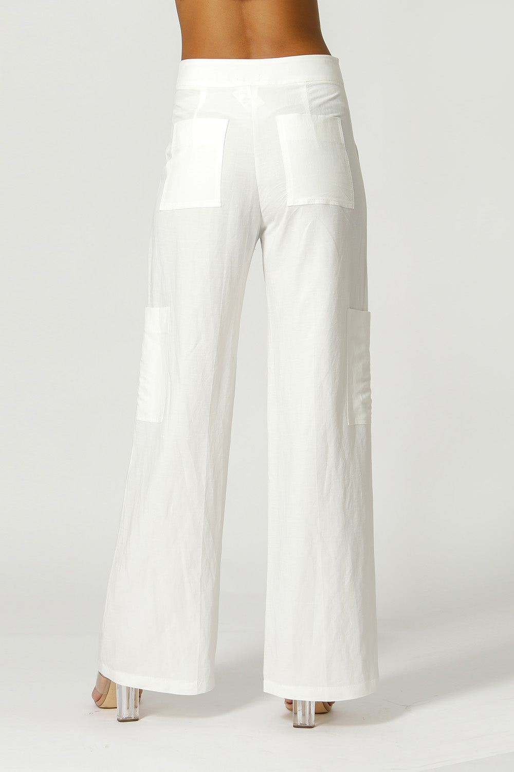 OFF WHITE
