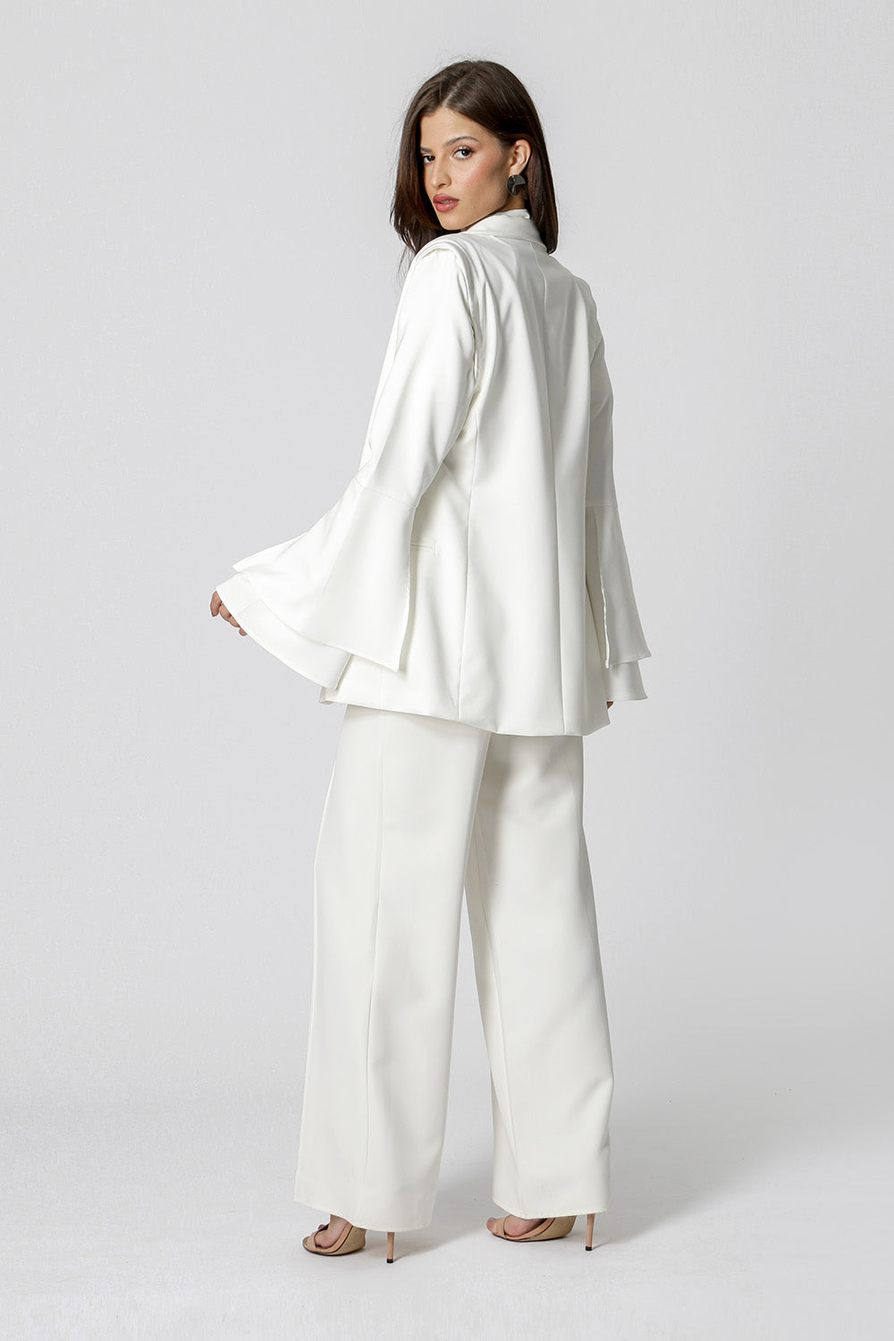 OFF WHITE