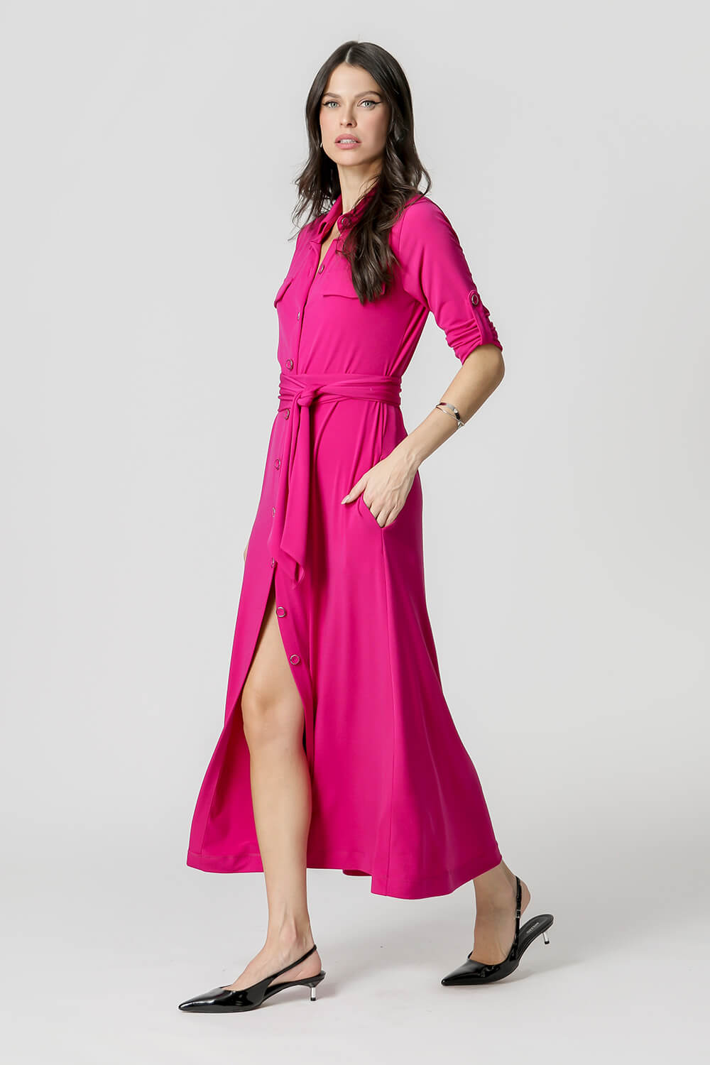 MAGENTA