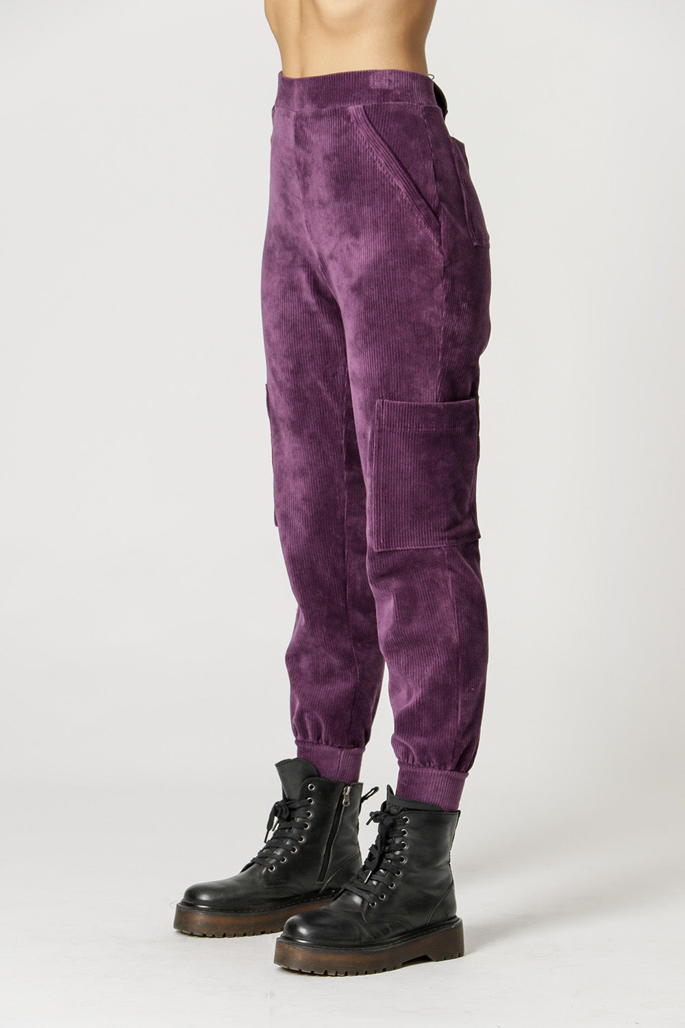 ROXO ESCURO