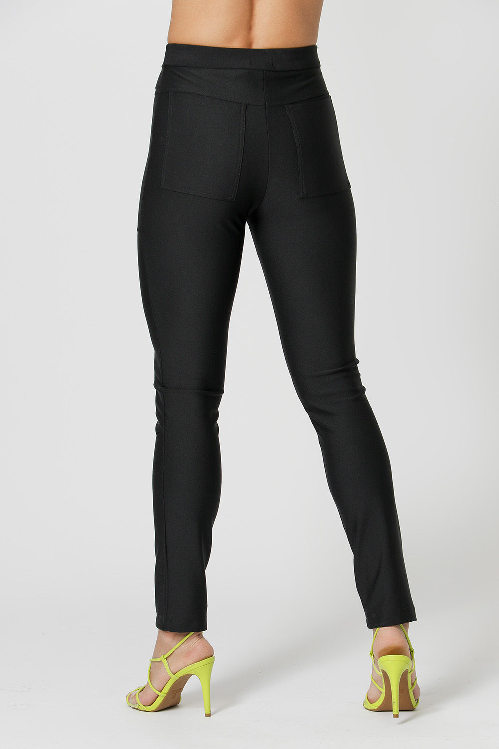 PRETO 2