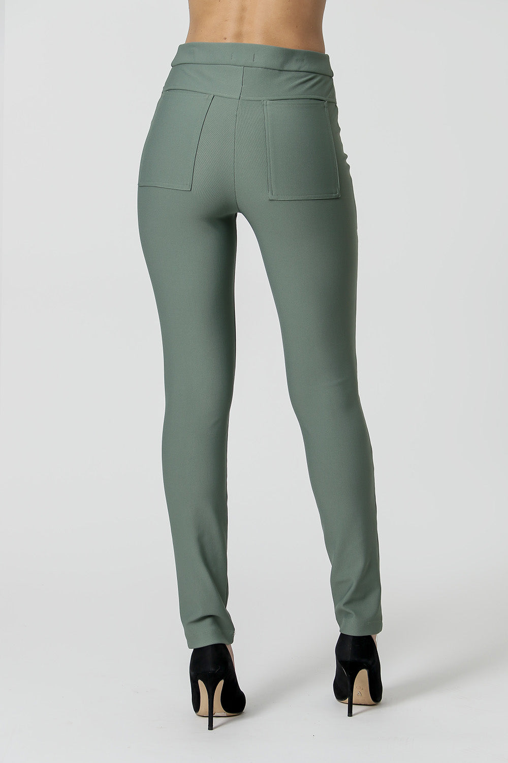 VERDE ACINZENTADO