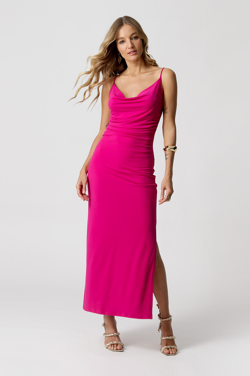 MAGENTA