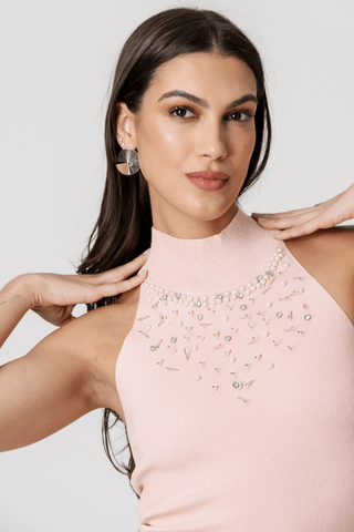 Blusa de escote alto con bordado - ROSA BEBÉ