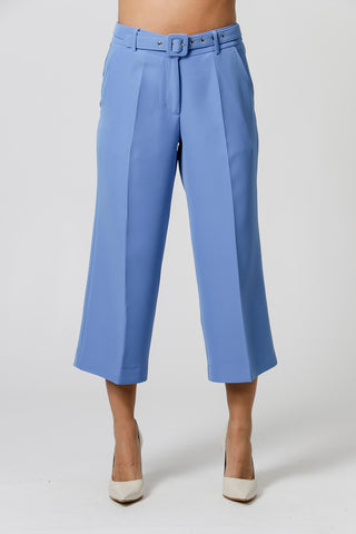 Calça Pantacourt Com Cinto - AZUL CLARO