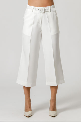 Pantalones Pantacourt con cinturón - BLANCO ROJO