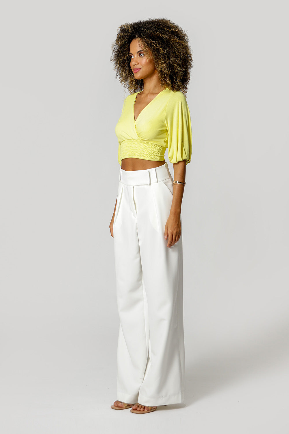 AMARELO 6