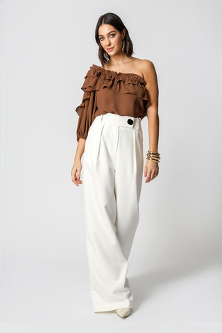 Blusa de un solo hombro con volantes - CHOCOLATE