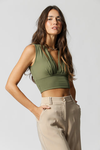 Blusa corta con cuello en V - MILITAR