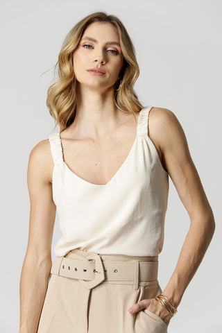 Blusa con volantes y tirantes - ICE