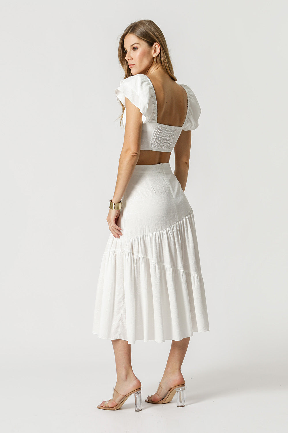 OFF WHITE
