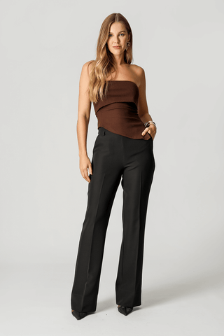Blusa Strapless Com Fenda Na Barra - CAFE