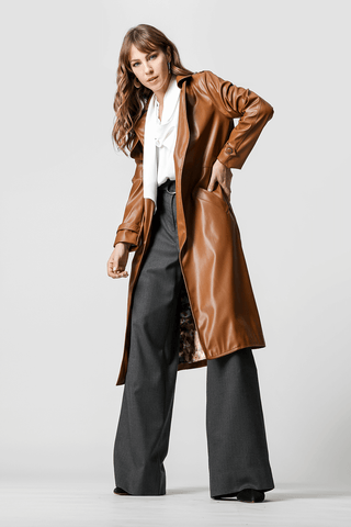 Gabardina de piel sintética - CHOCOLATE