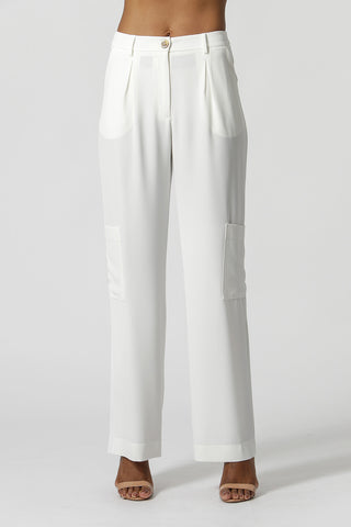 Calça Reta Com Bolsos - OFF WHITE