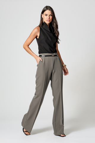 Blusa De Alfaiataria Com Gola Ampla - PRETO