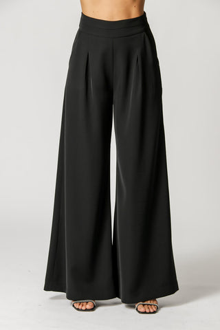 Pantalón plisado con detalle en la cinturilla - NEGRO