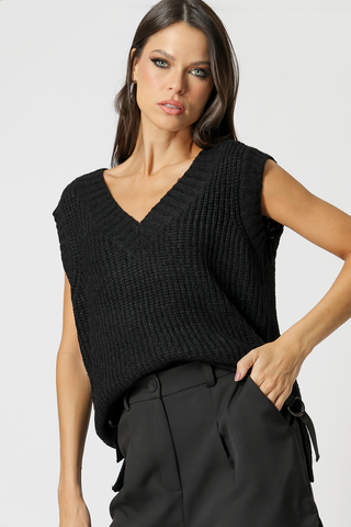 Colete Tricot Com Fivela - PRETO