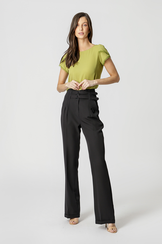 Blusa con mangas tulipán - OLIVA