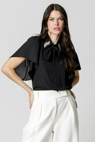 Blusa Com Gola De Brilho e Laço Removível - PRETO