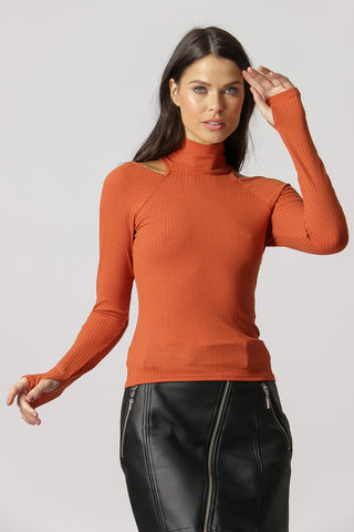 Blusa con abertura en el hombro - TELHA 2