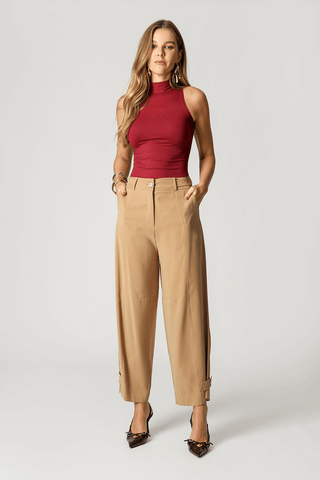 Blusa de cuello alto - WINE ESC
